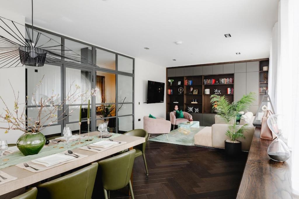 WISH GRANTED! SUPERB DESIGN HOME OFF Covent Garden London Exterior foto