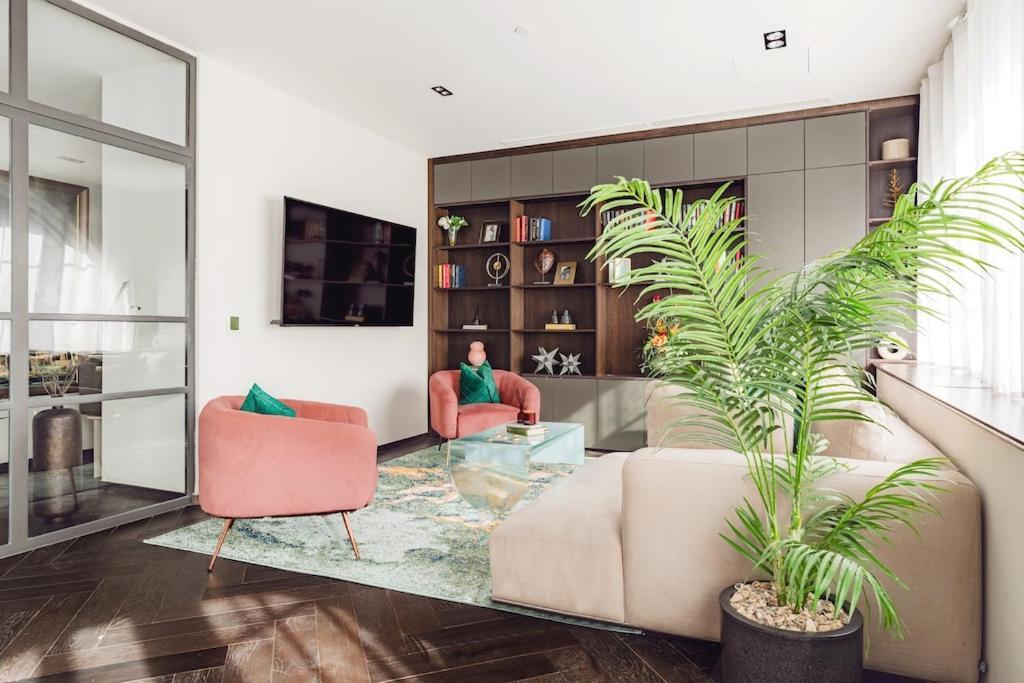 WISH GRANTED! SUPERB DESIGN HOME OFF Covent Garden London Exterior foto